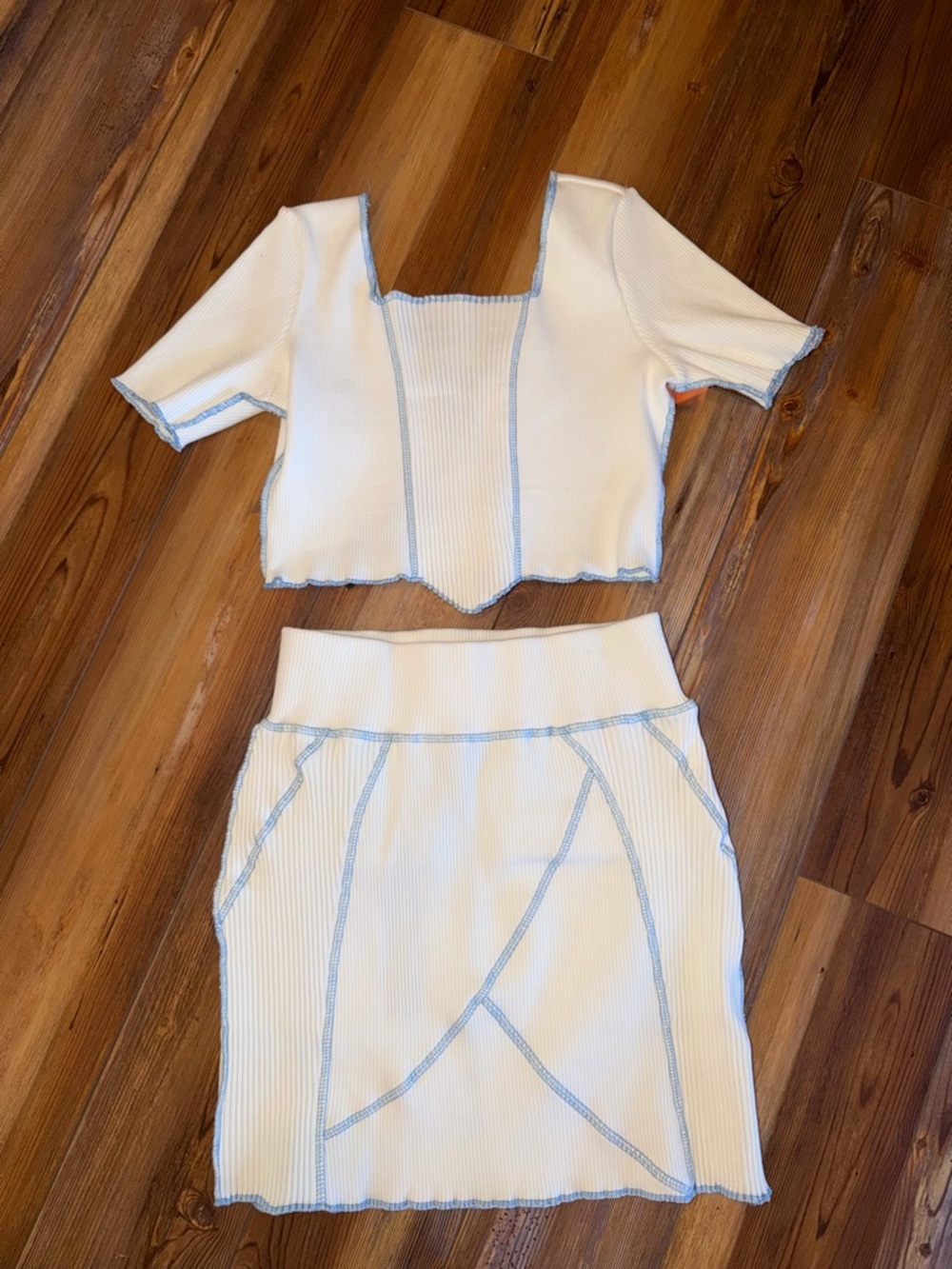 Maniere de Voir Ribbed Raw Seam